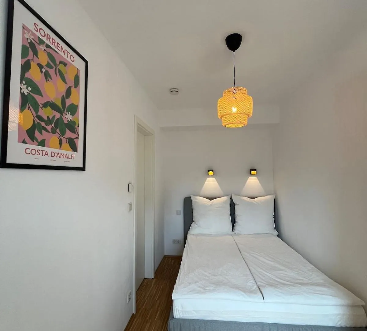 Cozy Modern Home In Cologne Suelz